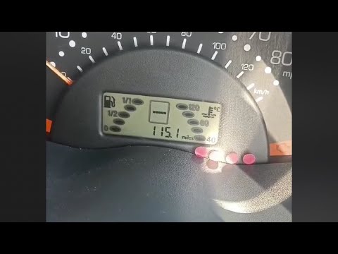 Видео: Smart car fortwo 450. Глохнет на ходу, мигает ошибка на приборке, как исправить .