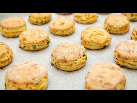 Видео: ПЕЧЕНЬЕ С СЫРОМ мягкое и безумно вкусное. Рука сама тянется за добавкой! | ЭТО ПРОСТО
