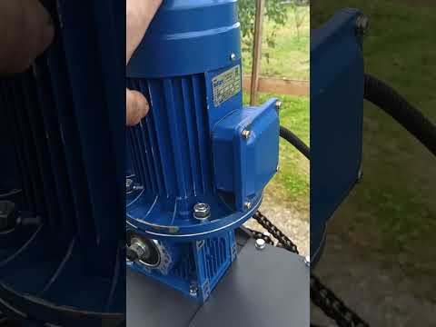 Видео: Трёхсторонний станок обработки заготовок для изготовления деталей рамок