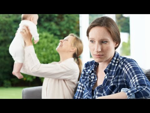Видео: Каждая вторая женщина не любит детей. Психолог Марина Линдхолм