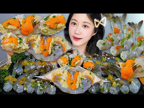 Видео: Сырые Креветки И Сырой Краб С Тайским Соусом🦀🦐 | eating show | asmr mukbang korean