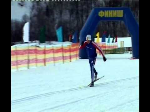 Видео: Беговые Лыжи   Первые Шаги