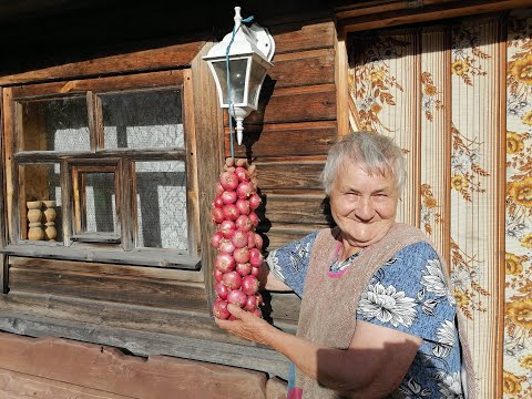 Видео: Лучший способ хранения лука!!! / Плетем луковый батман