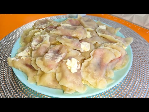 Видео: ВЕСЬ СОК ОСТАЁТСЯ ВНУТРИ! Самые вкусные ягодные вареники. Вареники с КРАСНОЙ СМОРОДИНОЙ