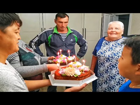 Видео: 🎂ДЕНЬ РОЖДЕНИЯ МАМЫ, ЛЁШИ и РОМЫ! @ShindrMindr_Official