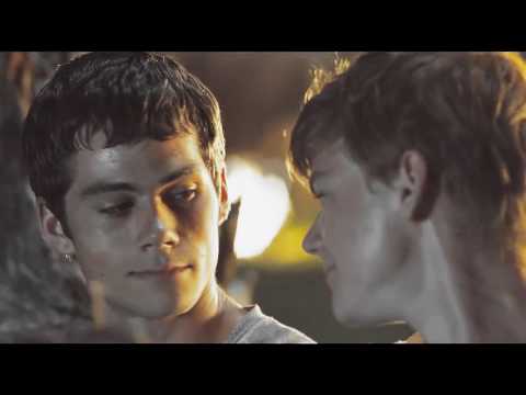 Видео: newt + thomas ✗ целуй меня