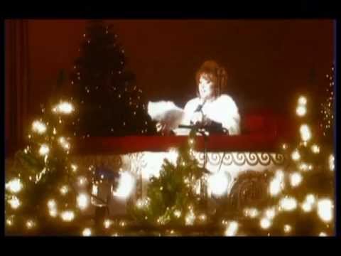 Видео: Алла Пугачёва - Голубка