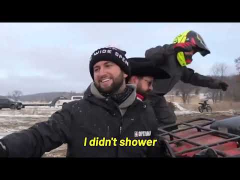 Видео: Сокол в США (русский перевод)