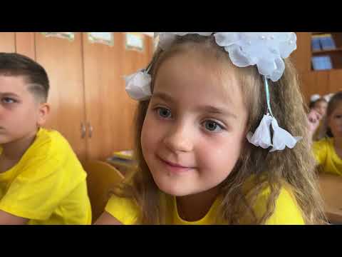 Видео: КЗЗСО Ліцей «Петропавлівський».Перший дзвоник.1 вересня.«День знань». #ліцейпетропавлівський #школа 