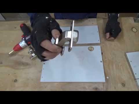 Видео: Равнолежачая петля с доводкой для радиусного фасада