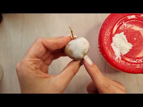 Видео: Елочная игрушка вишенки из папье-маше Урок №2