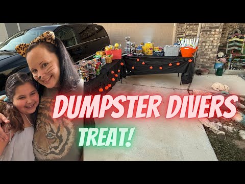 Видео: Воскресный поход по мусорным контейнерам 🎃🍬 | Бонус за розыгрыш сладостей и игрушек на Хэллоуин!