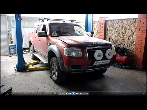 Видео: Замена средней крестовины заднего кардана на Ford Ranger 2,5 TURBO Форд Рейнджер 2007 года