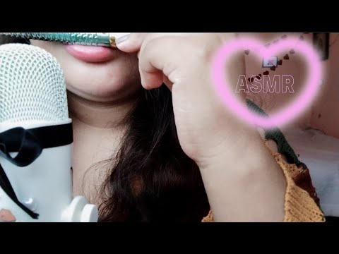 Видео: АСМР поможет вам заснуть 😴 звуки рта и кисточек для макияжа ♡ ASMR Brush in the mouth