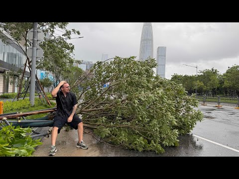 Видео: Как в Китае готовятся к Тайфуну? ПОПАЛ В СИЛЬНЫЙ ТАЙФУН! #Китай город Шэньчжэнь
