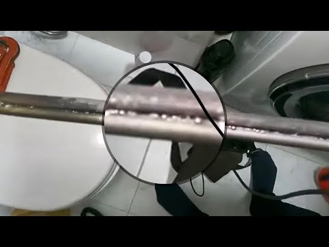 Видео: Лопнул нагреватель! Замена тэнов в бойлере #hi-therm без слива воды!