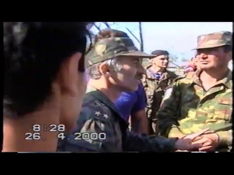Видео: Алхан-Юрт.26/04/2000.Блокпост у кафе "Башлам".Акция по закрытию стихийного рынка.