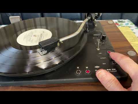 Видео: Turntable Радіотехніка 001 вініловий програвач 
