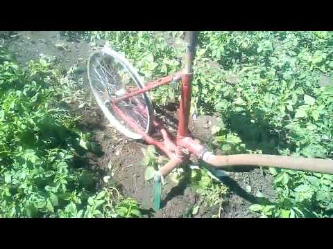 Видео: Самодельный ручной культиватор