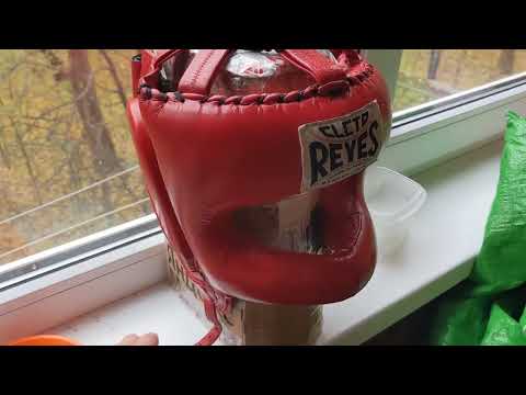 Видео: Cleto Reyes CE388 vs UMA vs Sabas. сравнение шлемов cleto reyes ce388 UMA и Sabas .