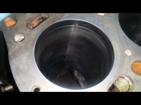 Видео: Капремонт ВАЗ2103 в соответствии с Законом подшипника скольжения. 5 часть. Хонингование для зеркала.