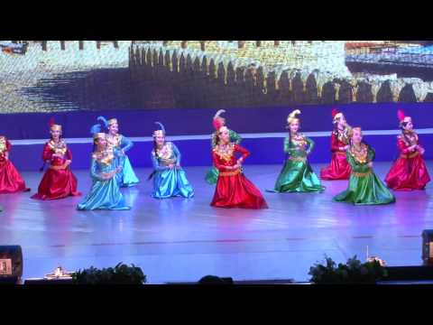 Видео: Хорезмский танец ансамбль "Гюзель"