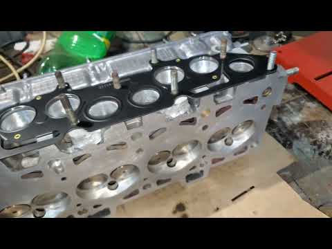 Видео: CRO$$отка. Установка новой расточенной  ГБЦ и вала 10.93. Разбираем старую ГБЦ