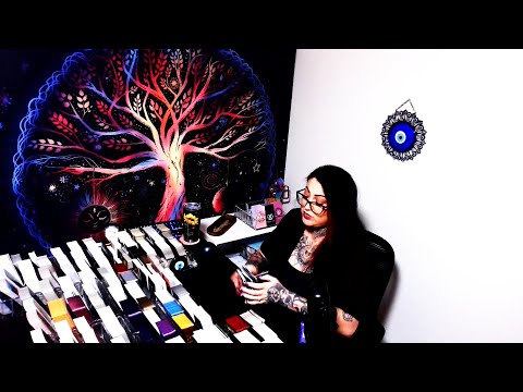 Видео: РАК💖ТЫ ПОНЯТИЯ НЕ ИМЕЕШЬ, КТО ЭТОТ ЧЕЛОВЕК, НО ИМЕННО ОН АТАКУЕТ ВАС ДУХОВНО!!!