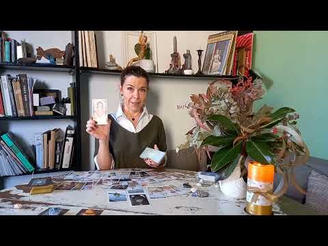 Видео: 🔥 КАКИХ ОТНОШЕНИЙ ОН ХОЧЕТ?! Гадание таро.