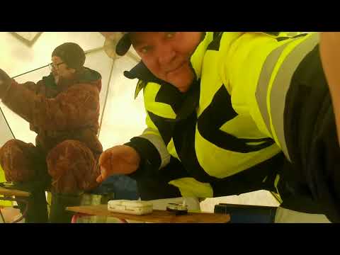 Видео: Зимняя рыбалка на Среднем Урале