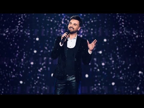 Видео: Александр Панайотов - “All by myself” (LIVE). Большой концерт проекта "Голос" в Crocus City Hall