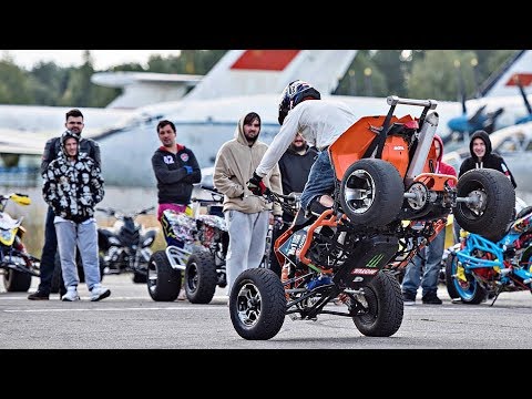 Видео: Лучшие Трюки на Квадроциклах -  Quad Battle