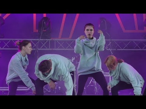 Видео: DS crew (финал BEST DANCE SHOW в рамках фестиваля Бал 21-го Века) Школа Танца DANGER ELECTRO