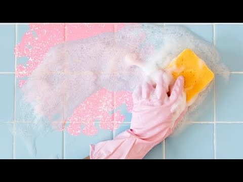 Видео: Уборка на косметическом столике 🧼🧽