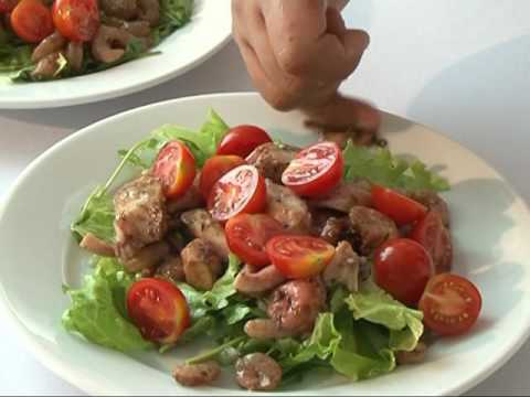 Видео: Рецептите на шеф Иванов.   Салата пиле, Фарфали с тиквички.