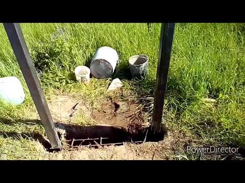 Видео: Правильная заливка столбов для калитки