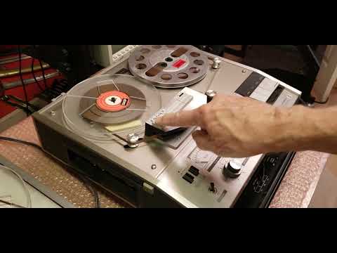 Видео: Отличная пара машинок Sony TC-770