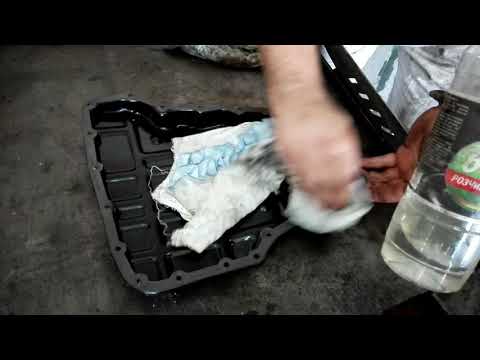 Видео: Замена АТФ в АКПП Максима А33