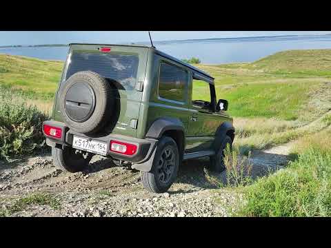 Видео: Катаемся на Suzuki Jimny. Первое купание в Волге.