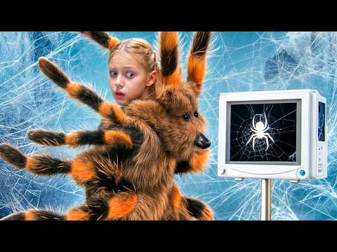 Видео: Амелка СЕ Е ПРЕВЪРНАЛА В ПАЯК! Страшни приказки от Амелка и нейните приятели