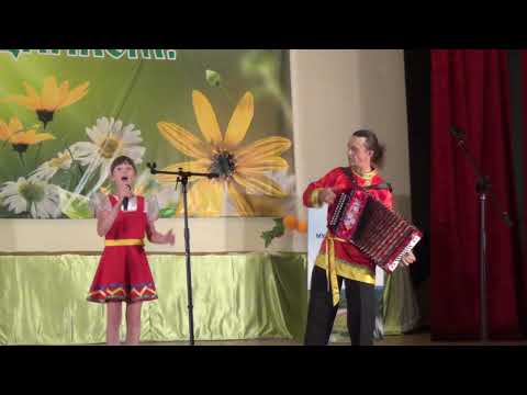 Видео: Усинская гармонь "Частушки" анастасия и Владимир Зуйковы.