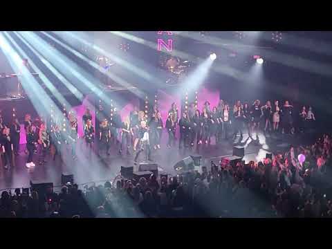 Видео: Флешмоб на концерте #SHAMAN 10.03.2024г Такого еще не было 😍