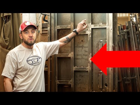 Видео: Обзор на металлоконструкцию УСИЛЕННОЙ двери! / Из чего состоит НАДЁЖНАЯ дверь?