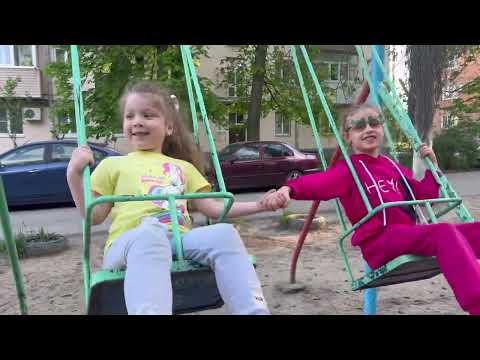 Видео: Приехала погулять к подружке в рощу Дубки