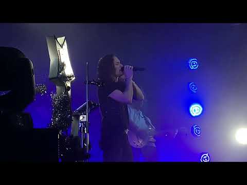 Видео: Снег (Киркоров) - Евгений Егоров