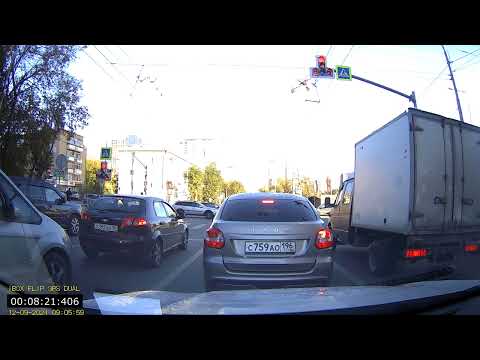 Видео: Дорогами Екатеринбурга. /7/ #такси