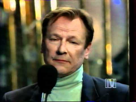 Видео: С. Шакуров  Здравствуй, мой друг. сл. и муз .И. Грибулина