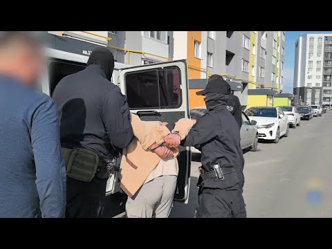 Видео: Спустя четыре года: полиция задержала предполагаемых преступников, избивших пенсионерку