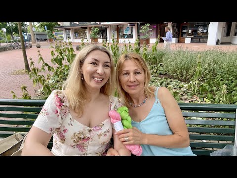 Видео: Вязание сближает - проверено! Вяжу кокетку #вязание