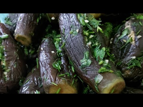 Видео: Азербайджанский рецепт фаршированных баклажан.Очень вкусные! Badımcan Turşusu.Doldurulmuş patlıcan.